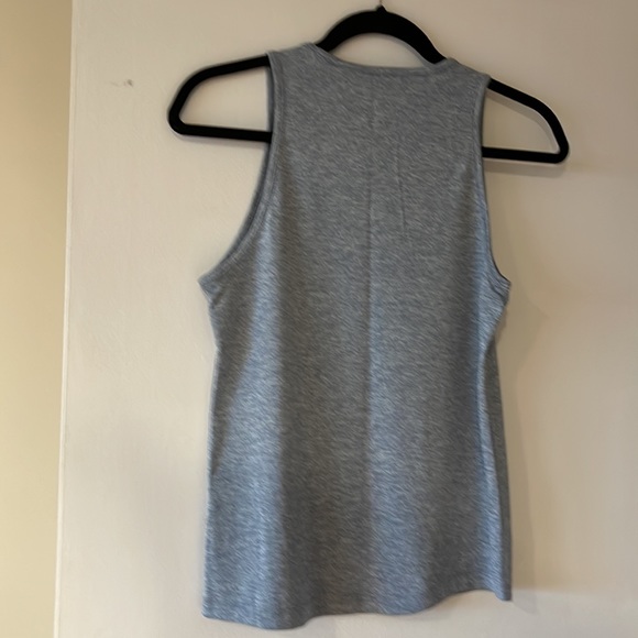 Nike Dri-Fit Top - Picture 3 of 4